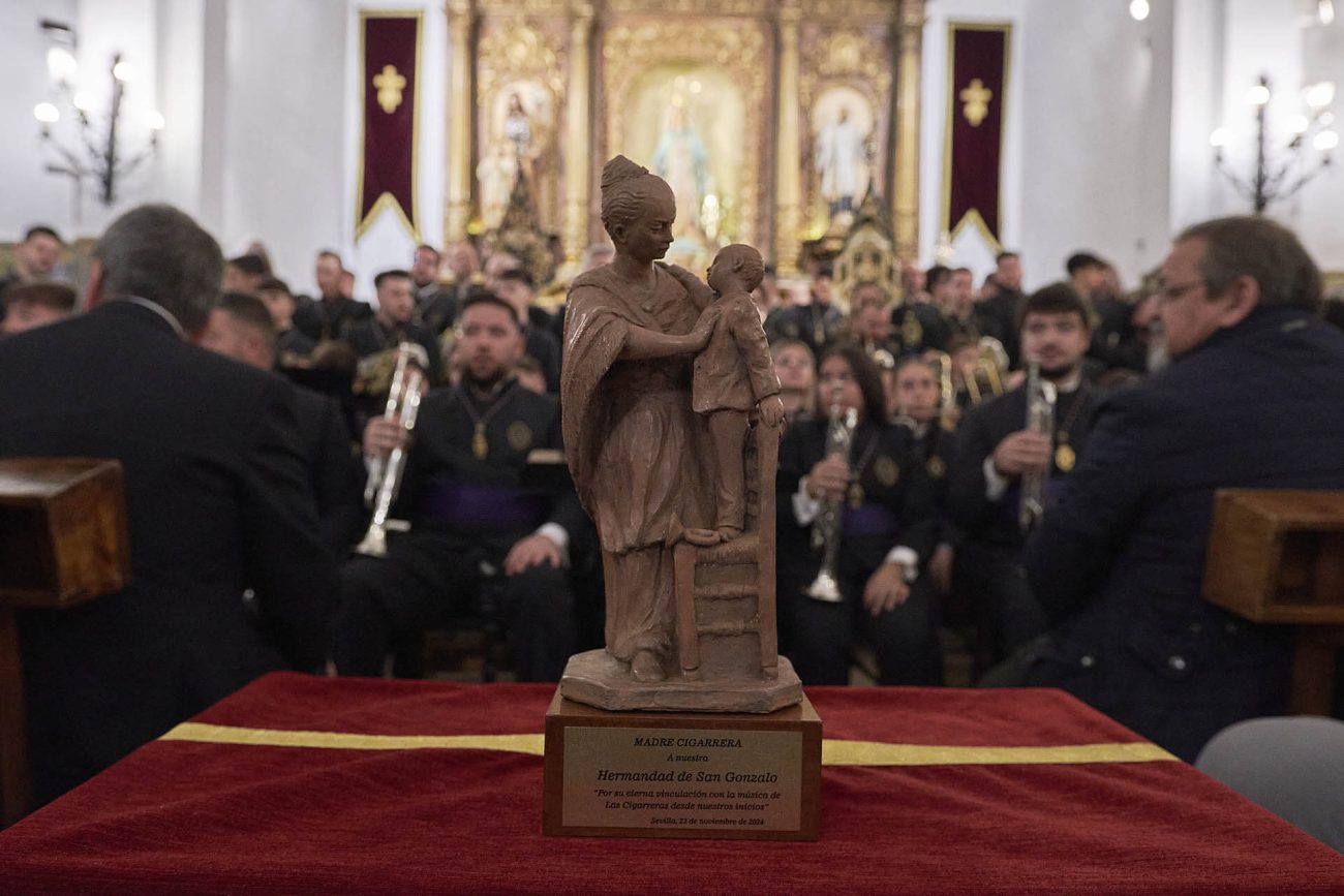 Entrega del Galardón Madre Cigarrera 2024 en San Gonzalo