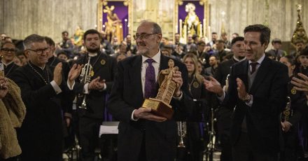 Entrega del Galardón Madre Cigarrera 2025 a Don José Torrano Sigler