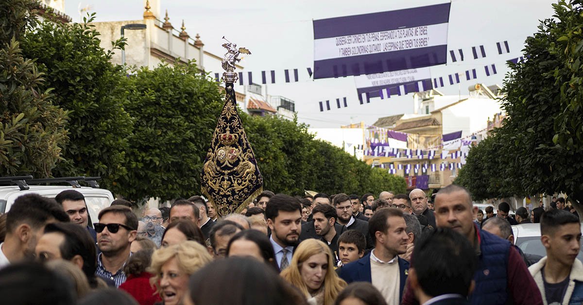 Los sones cigarreros, antesala de Jesús Nazareno por las calles de La Algaba