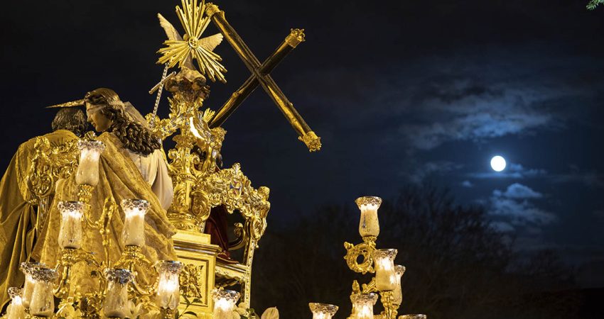 La liturgia de la Pasión, Las Cigarreras en La Trinidad