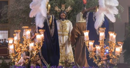 Miércoles Santo 2026 tras la Hermandad de Los Panaderos